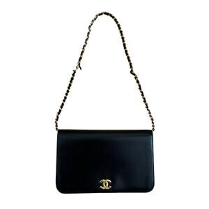 CHANEL Flap Bag Smooth Leather Black 24K Chain Vintage 80s RARE